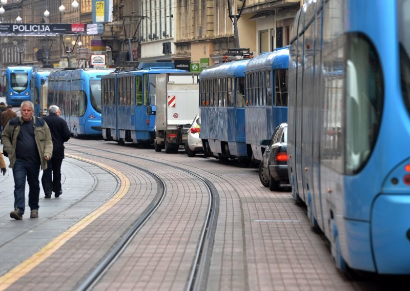 Zbog nestanka struje dijelom Zagreba nisu vozili tramvaji