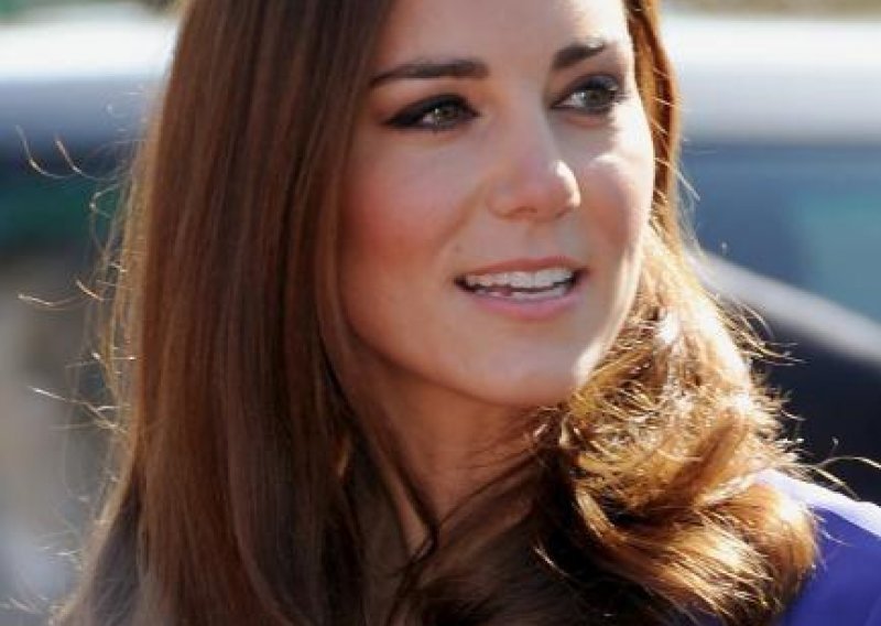 Kate Middleton kupuje u outletu