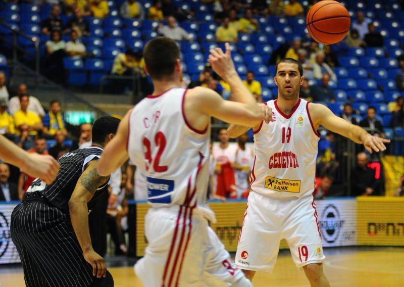 Maccabi u paklu Nokia Arene razbija Cedevitu!