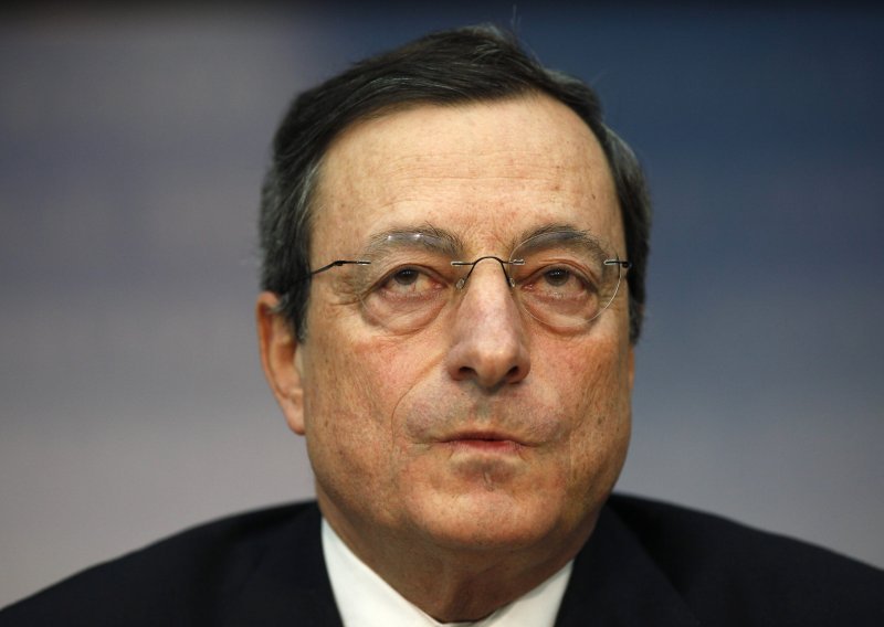 Draghi: ECB neće podići kamatne stope