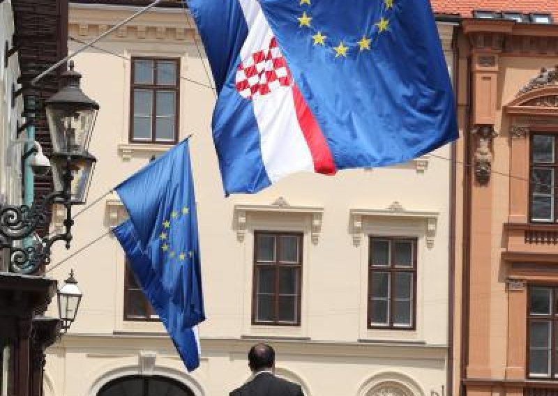 Czech Senate to approve Croatia's EU accession treaty next week