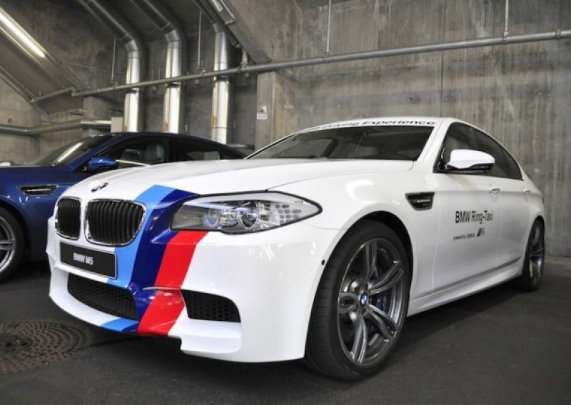 BMW M5 je ponovno Ring-Taxi