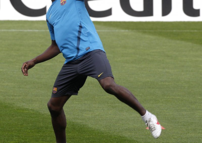 Rosell: Abidal se dobro oporavlja nakon operacije
