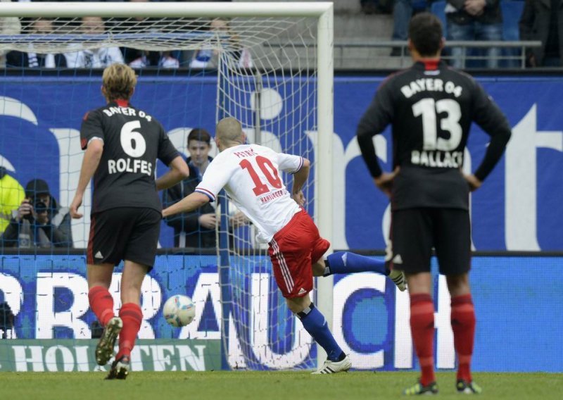 Mladen Petrić donio HSV-u bod protiv Bayera