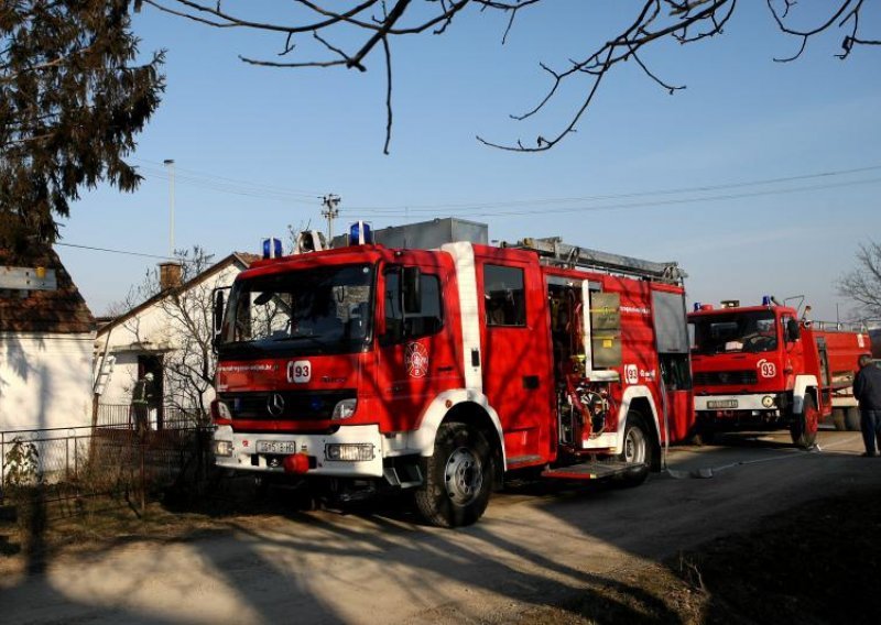 U požaru u Lovranu ozlijeđena 82-godišnja starica