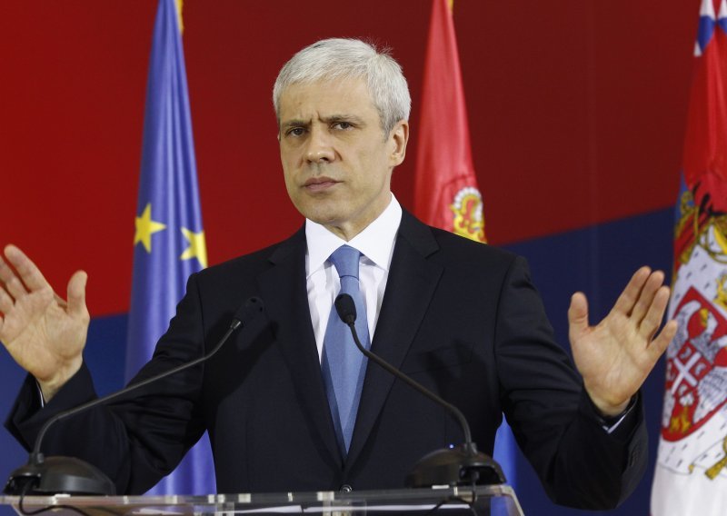 Tadic says EU not setting requirements regarding Serbian local polls