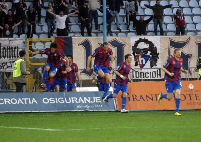 Kerum i Paladino smišljaju kako spasiti Hajduk