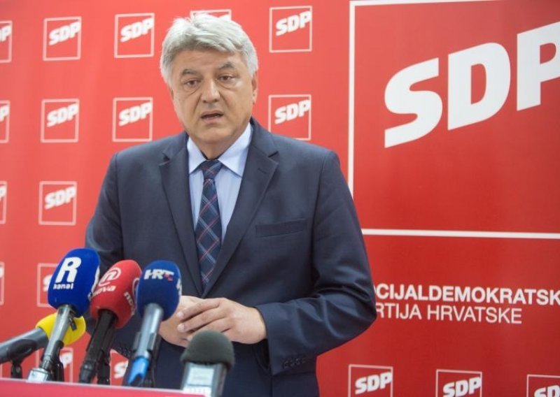 Komadina otkrio koga će podržati za šefa SDP-a