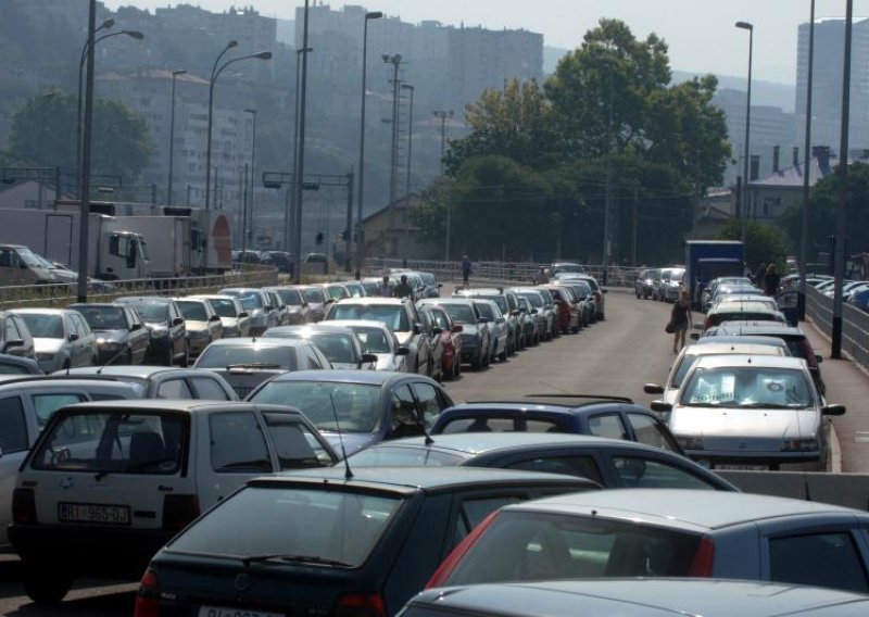 Parking u centru Rijeke poskupio s četiri na sedam kuna