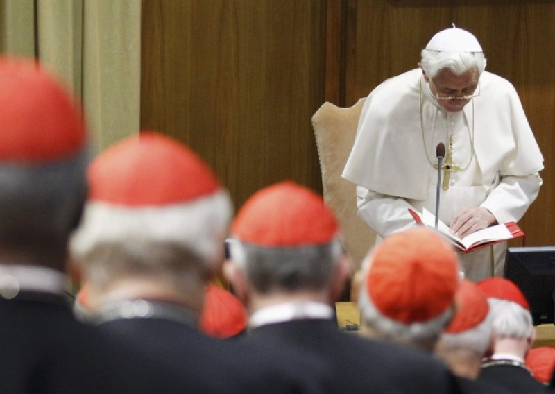 Sastanak pape i 130 kardinala o novoj evangelizaciji