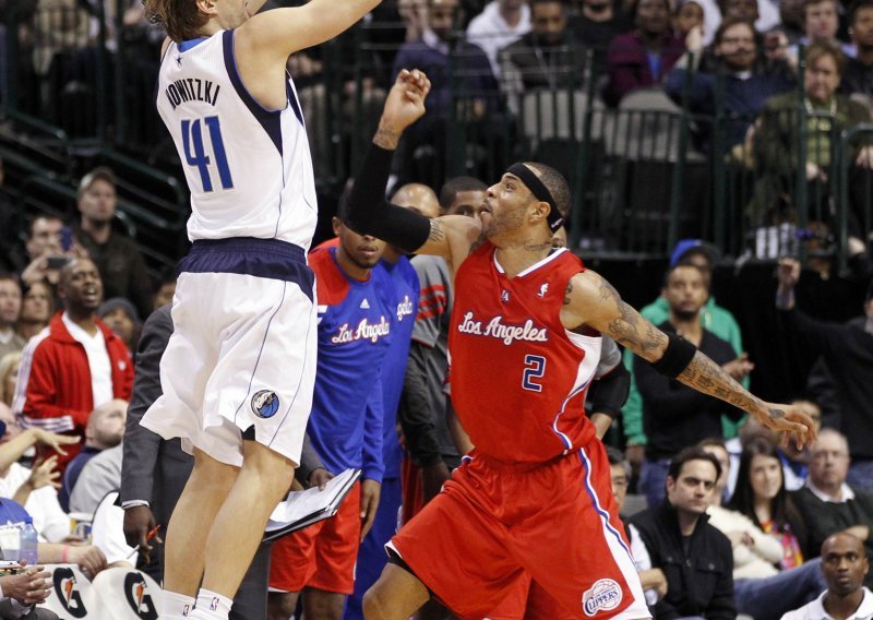 Nowitzki dobio Clipperse, trener ga usporedio s Birdom