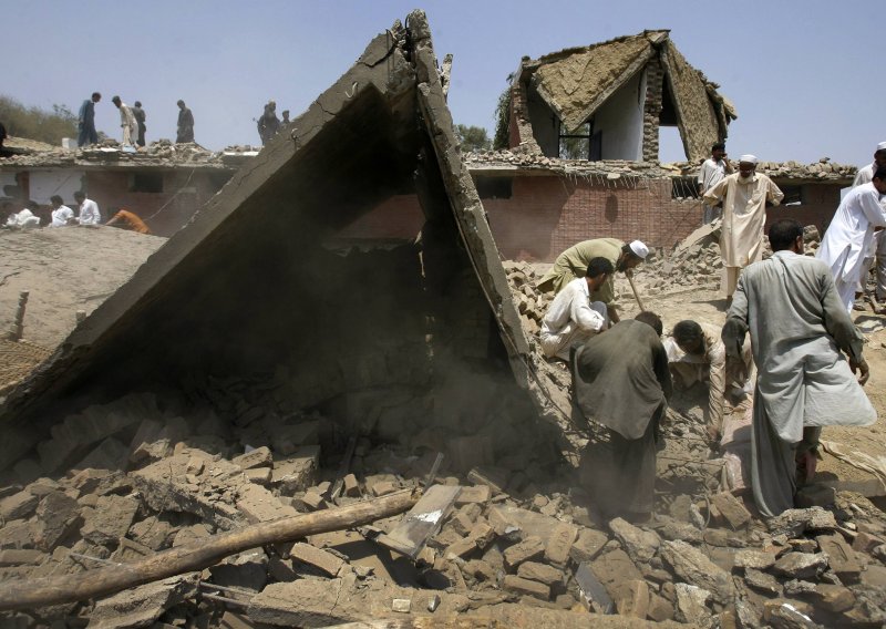 Potres jačine 7,2 stupnja pogodio Pakistan