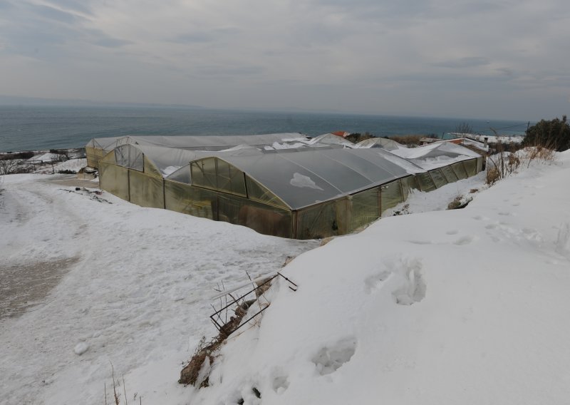 Prevrnuo se s traktorom i slomio kralježnicu