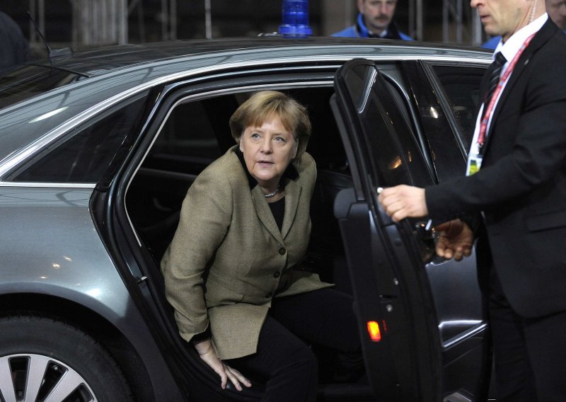 Merkel doživjela lakšu prometnu nesreću