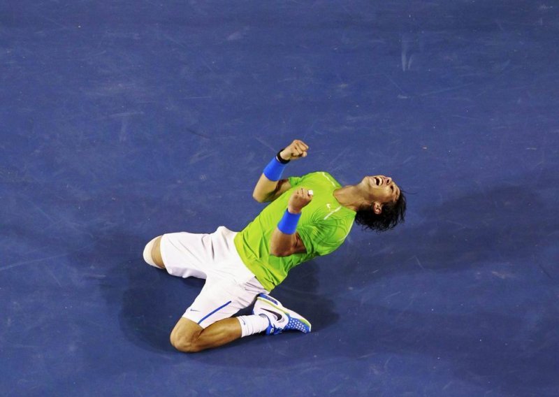 Nadal preko Federera do finala