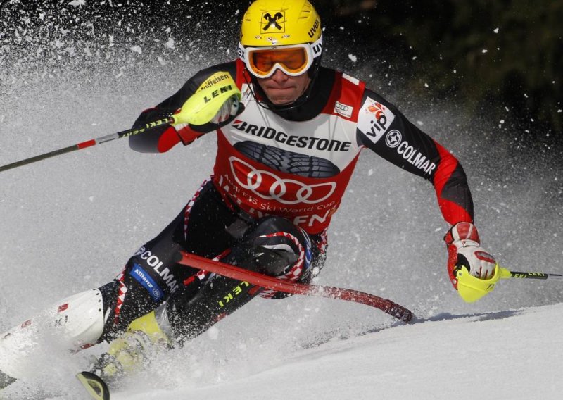 Kostelic wins Wengen slalom race for third consecutive year