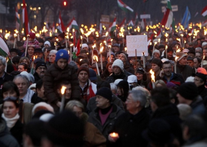100.000 ljudi na skupu potpore Viktoru Orbanu