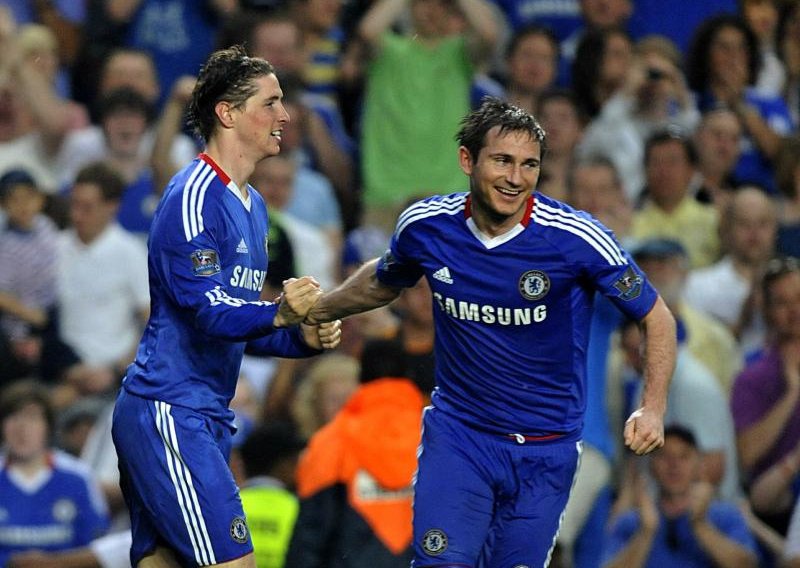Lampard pipkao Torresovu stražnjicu