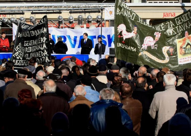 Several hundred people gather for anti-EU rally in Zagreb