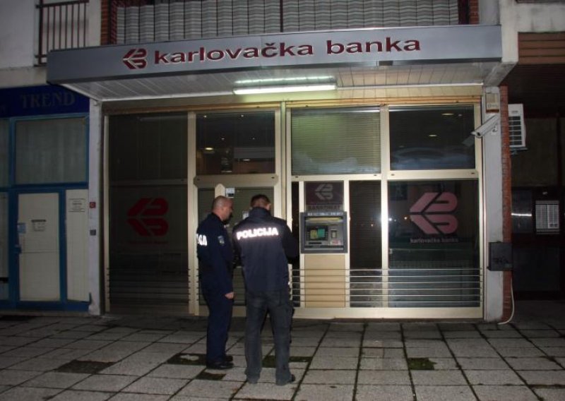 U Karlovcu opljačkana banka