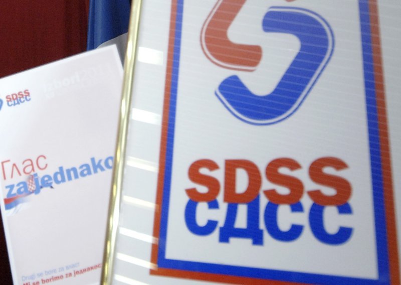 SDSS tvrdi da je HDZ-ovac u Okučanima gostima iz Dervente 'psovao srpsku majku'