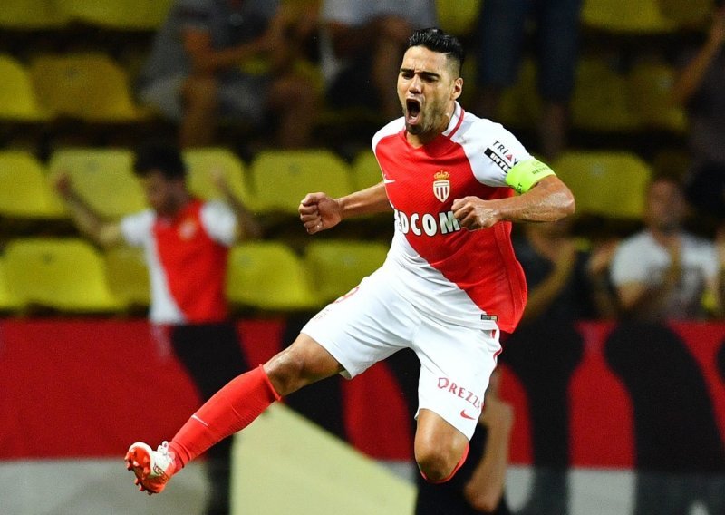 [VIDEO] Briljantni Falcao izvukao Subašića i Monaco iz velike nevolje!