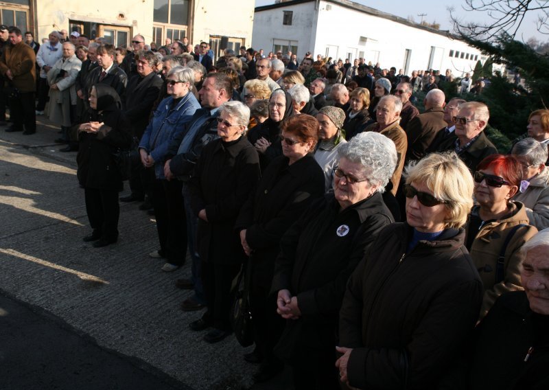 Bivši logoraši podnose kaznene prijave