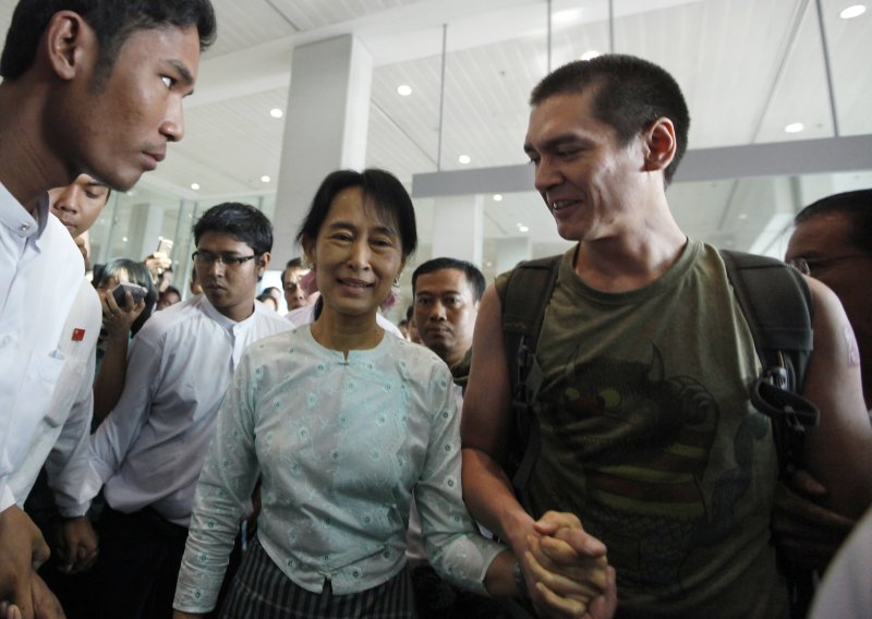 Susret Aung San Suu Kyi i sina