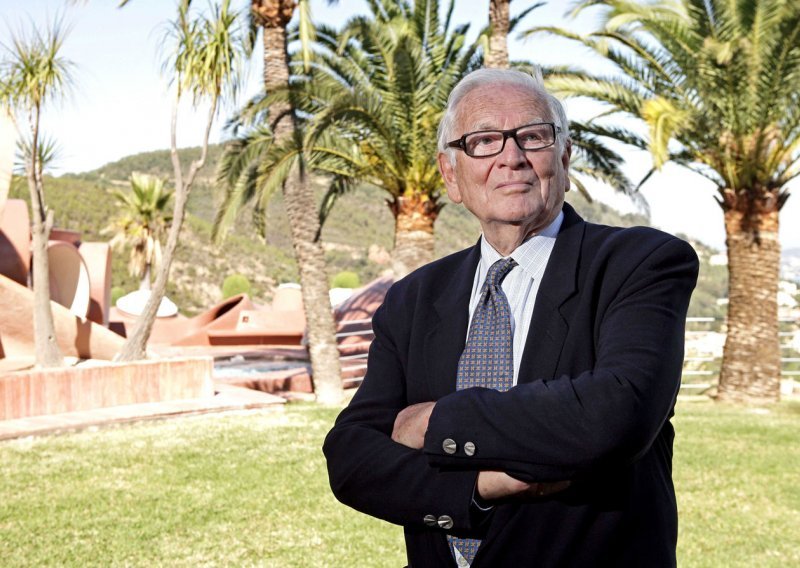 Pierre Cardin prodaje modno carstvo Kinezima