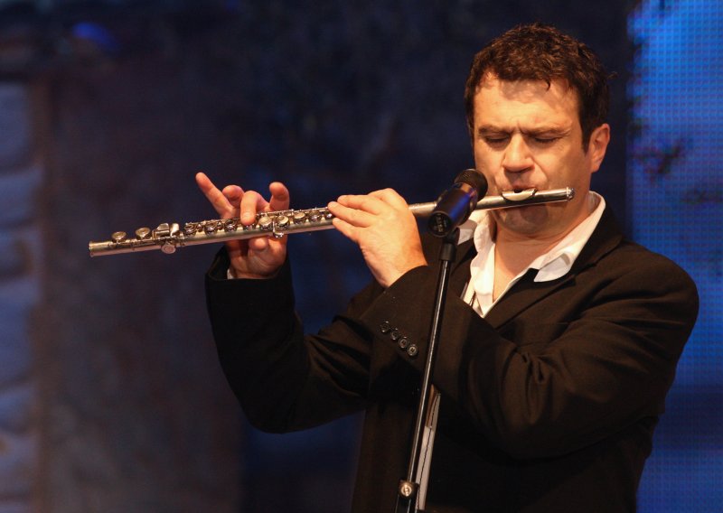 Alen Vitasović svirkom na flauti oduševio publiku