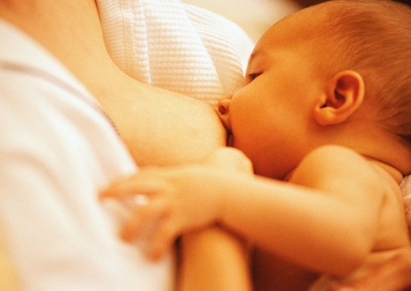 Majčino mlijeko štiti trbuh novorođenčadi