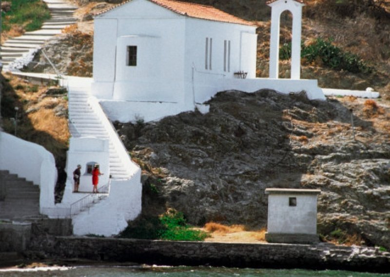Caritas želi koncesiju na dalmatinski krš