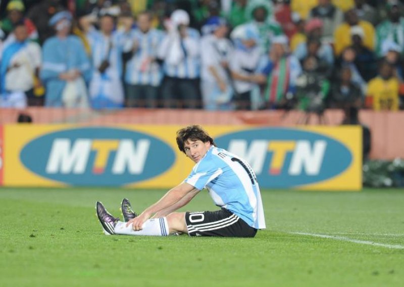 Messi stigao u Japan, Argentincima bonus