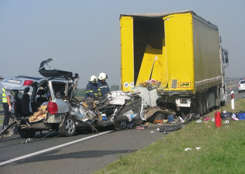 Četveročlana obitelj poginula u sudaru