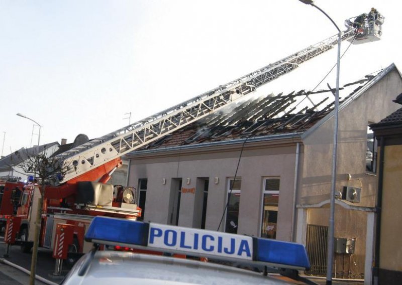 Policija traži provalnika i zbog požara