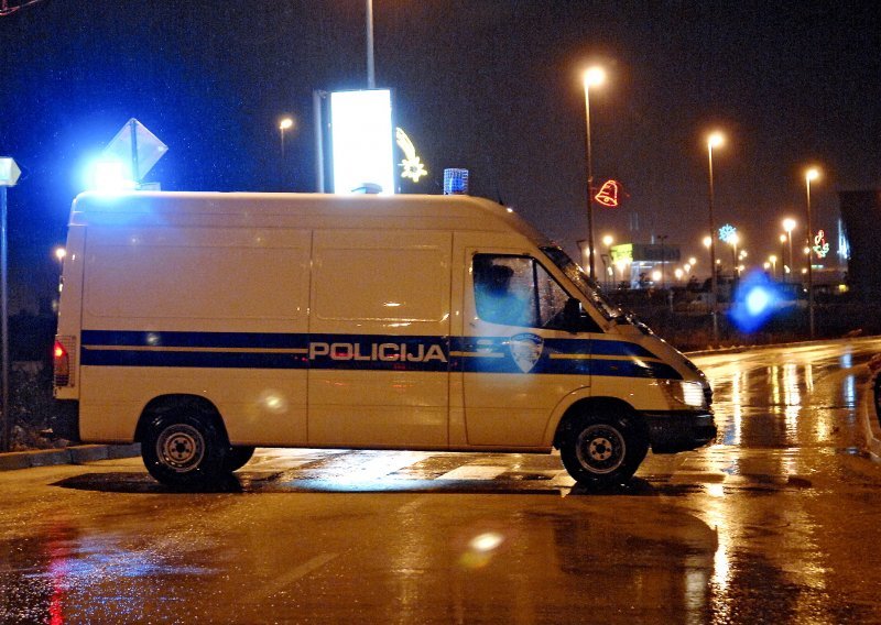 U prometnoj nesreći u Zagrebu poginuo muškarac