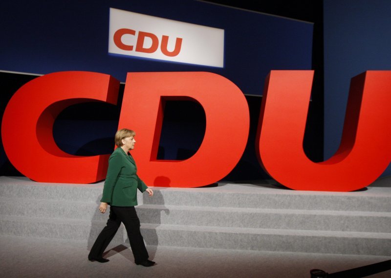 Dok se Europa muči, njemački CDU slavi snagu stranke