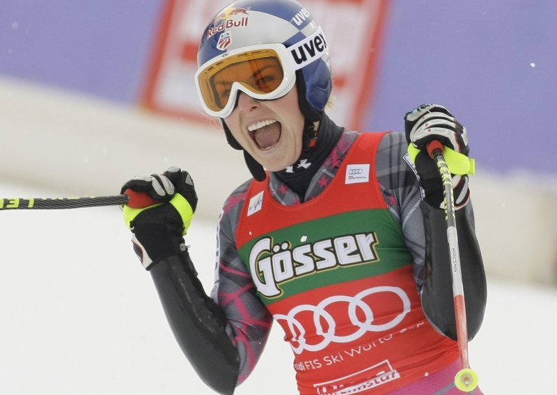 Riesch pobijedila, Vonn pred ukupnim trijumfom