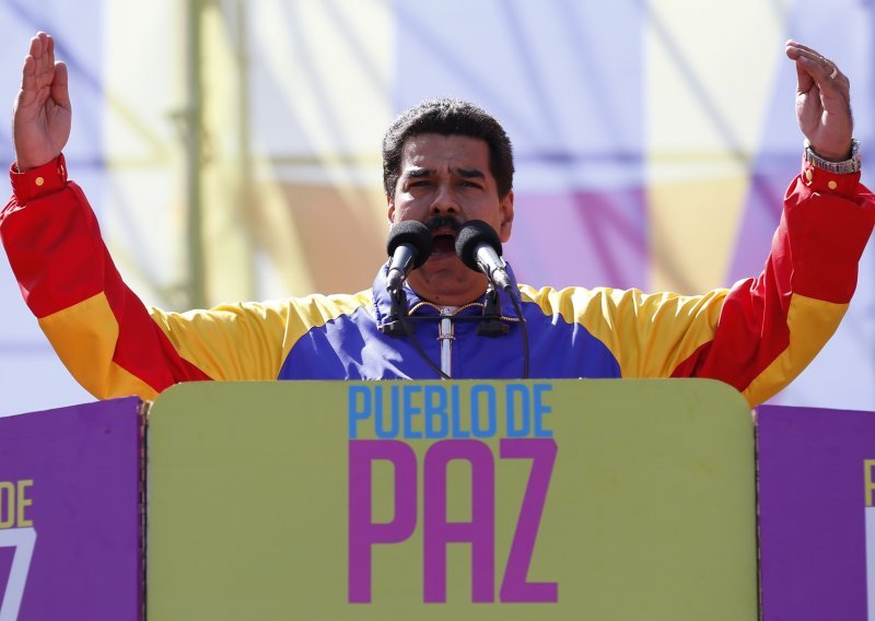 Oporba pozvala na velike prosvjede protiv Madura