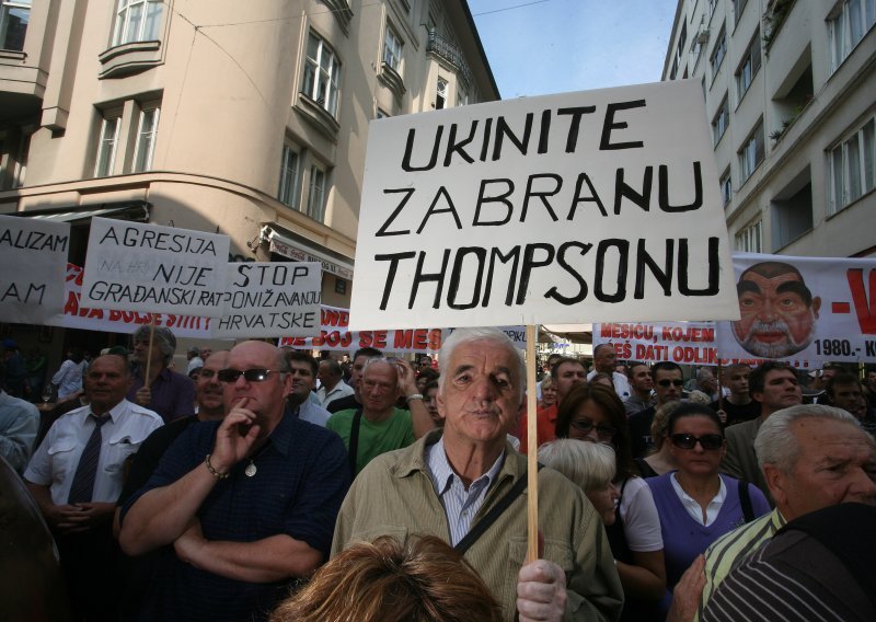 Prosvjed za Thompsona pred švicarskim veleposlanstvom