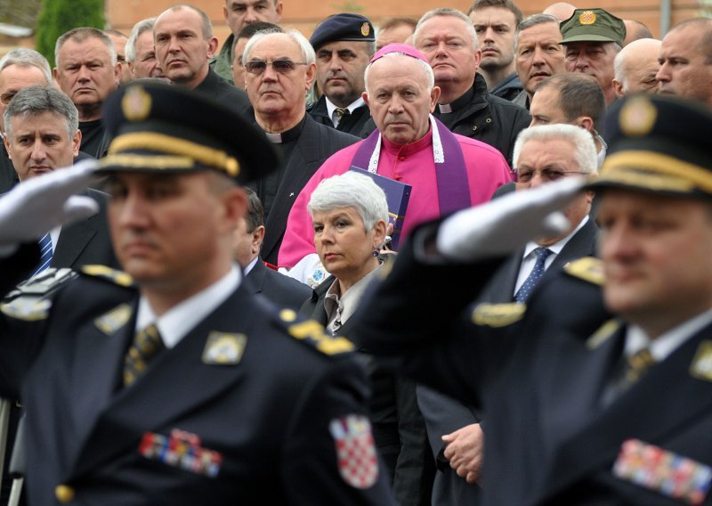 Obilježeno 20 godina od pogibije 12 redarstvenika