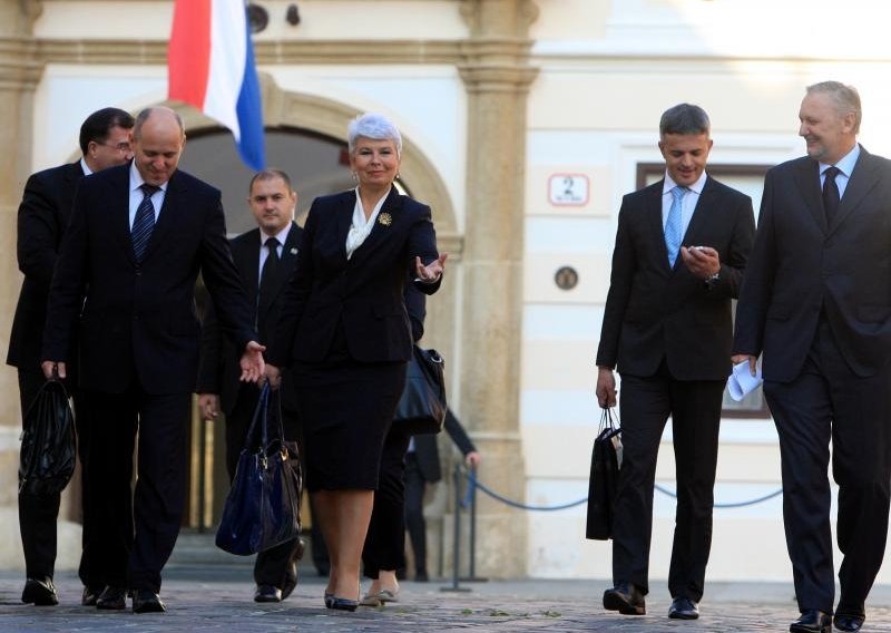 Vlada ublažila zakon o optužnicama iz Srbije