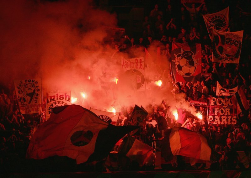 Preminuo pretučeni navijač Parižana