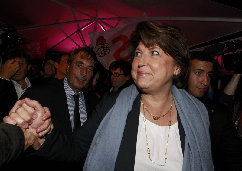 Hollande ili Aubry - novi predsjednički kandidati francuskih socijalista