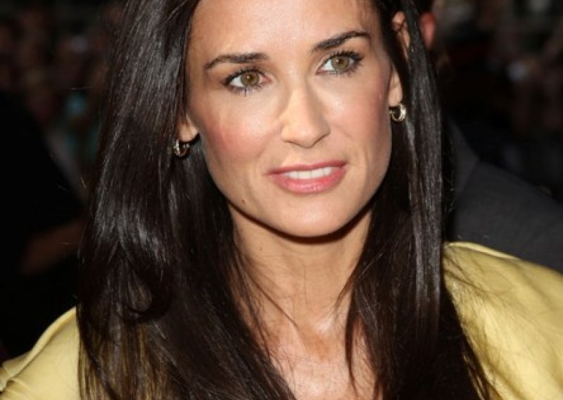 Demi Moore: Ne razumijem zašto sam uzor starijim ženama