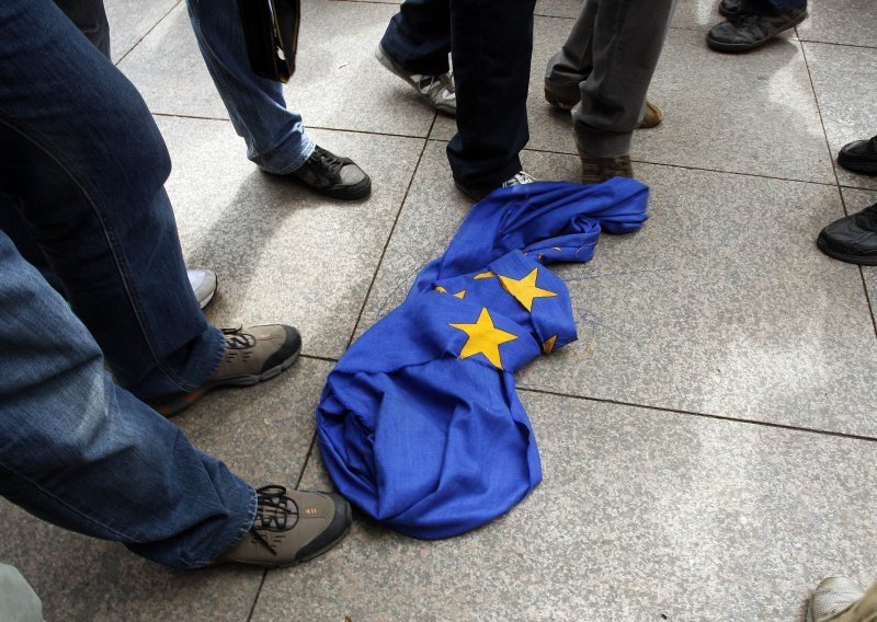 Nakon presude veliki pad potpore ulasku u EU
