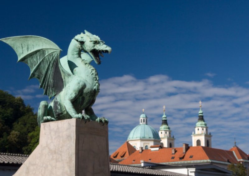 Janšin zastupnik ljubljansku džamiju smatra prijetnjom, muslimani ogorčeni