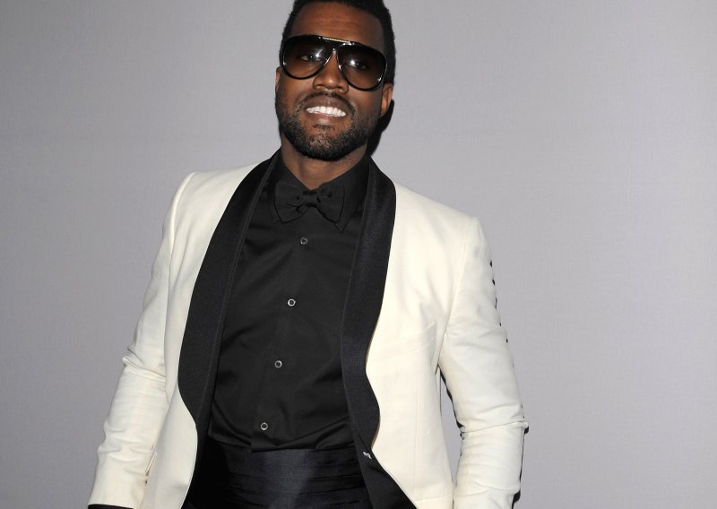 Kanye West ima osobnog čistača cipela