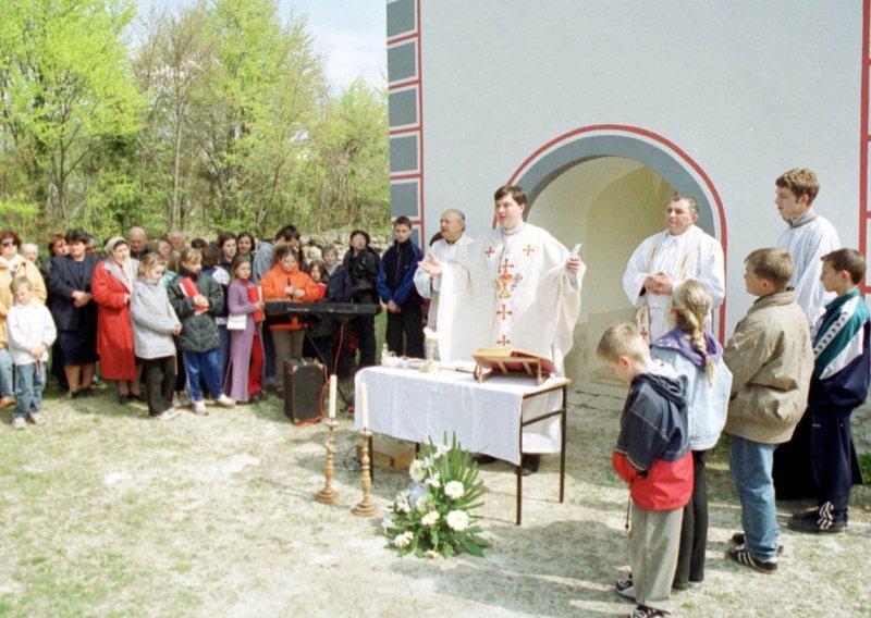 Katolički novinari: Mesić nas pokušava cenzurirati