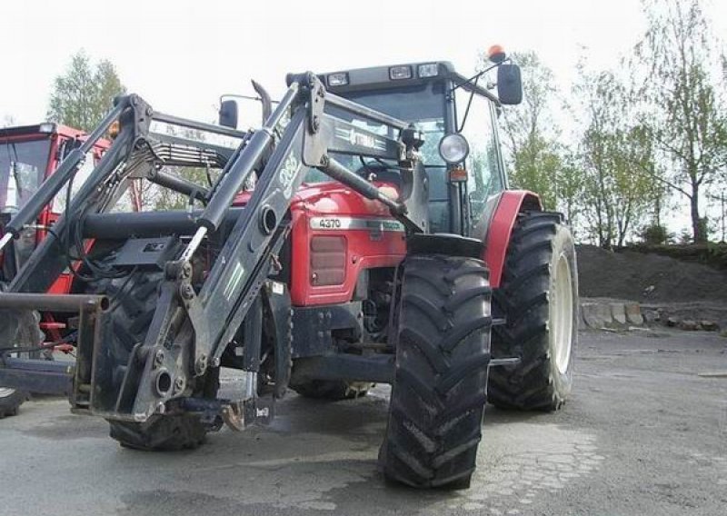 Naručili traktor preko weba i čude se što ga još nema